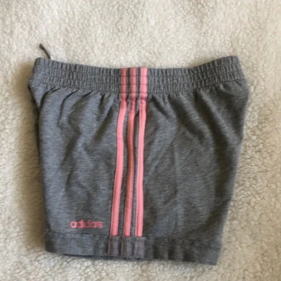 Girls Adidas Short - Picture 8 of 8